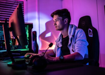 Twitch dará a los streamers más pequeños una mayor parte de las suscripciones