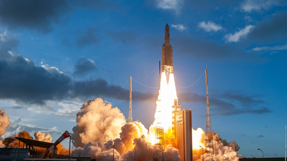 El cohete Ariane 5 de Europa realiza su último viaje al espacio después de 27 años de servicio