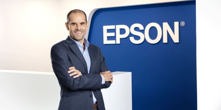 Epson Perú anuncia a Santiago Portocarrero como gerente de Consumo