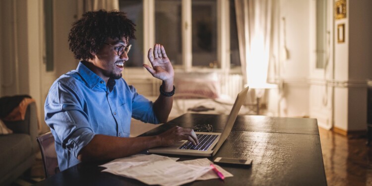 Sunedu prohíbe estudios de pregrado 100% virtuales en universidades peruanas