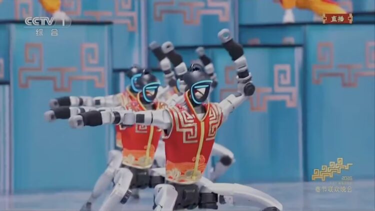 Robots humanoides chinos: demuestran agilidad con kung fu y armas